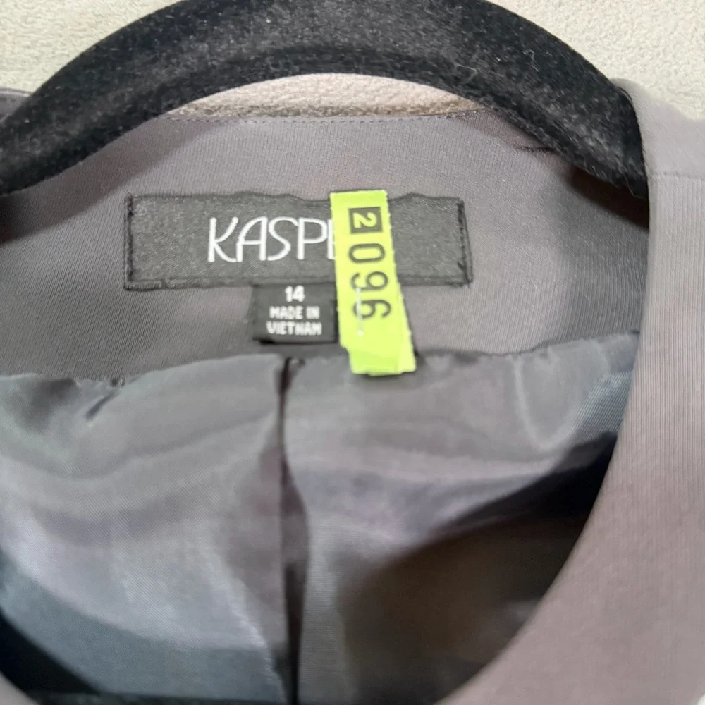 Kasper Women's Charcaol Gray/White Houndstooth Open Front Blazer/Jacket-Size 14 - Picture 2 of 7